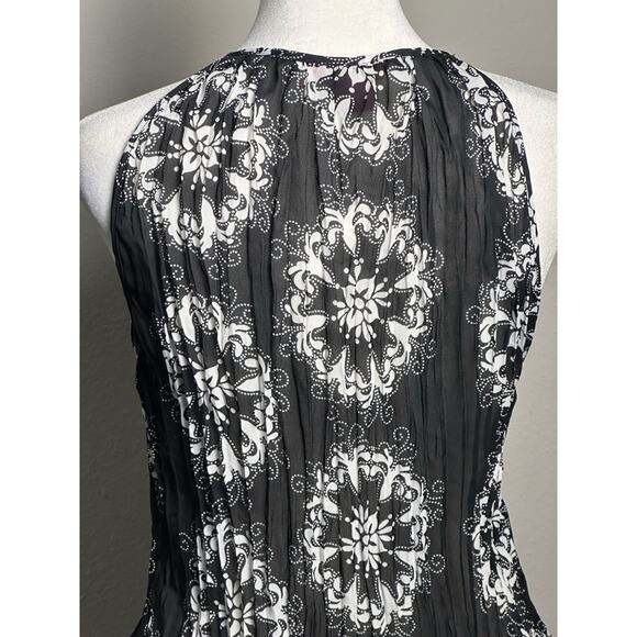 Sunny Leigh Women’s Top Black White Frilly Ruffled Feminine Girl Top Size (S) - Picture 10 of 16